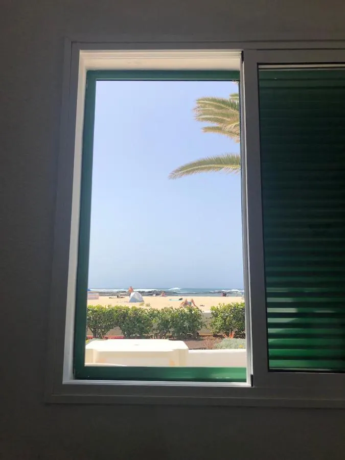 Cotillo Lagos 0*,  España