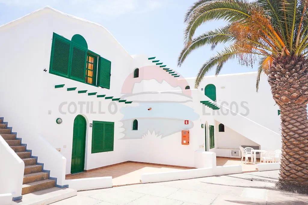Cotillo Lagos 0*,  España